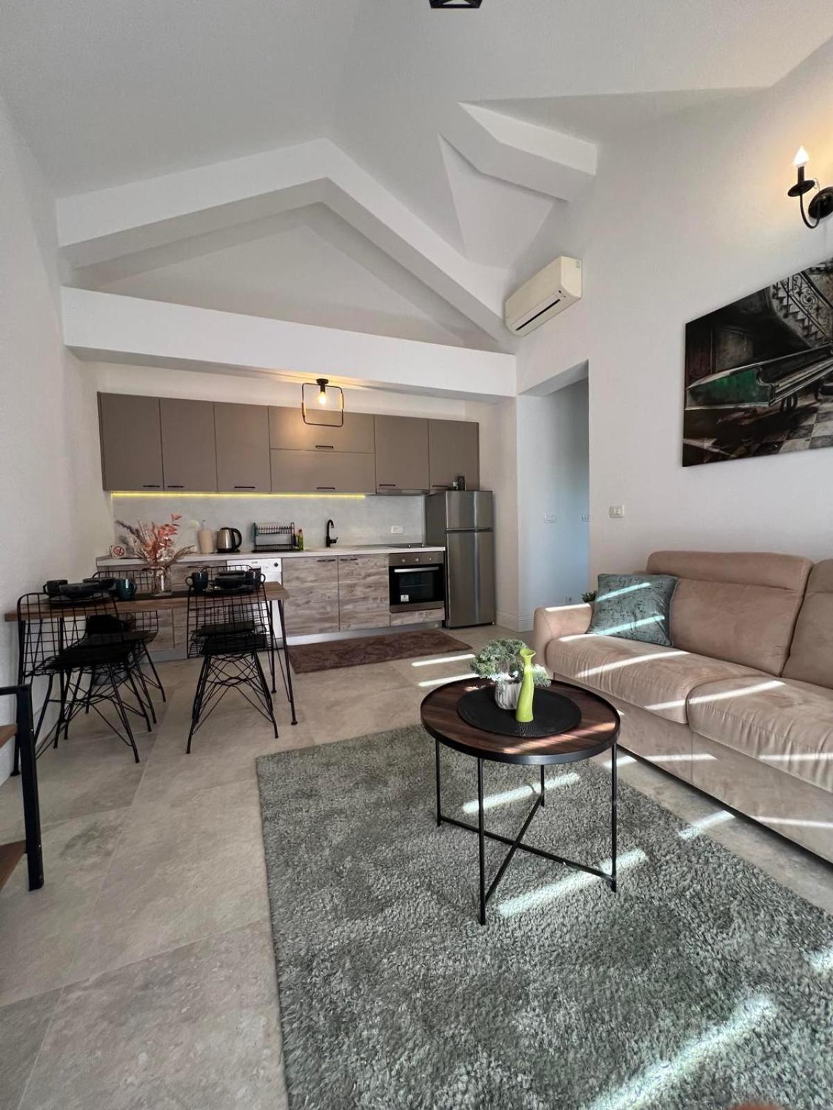 Casa Del Sole Lux Apartment Kotor